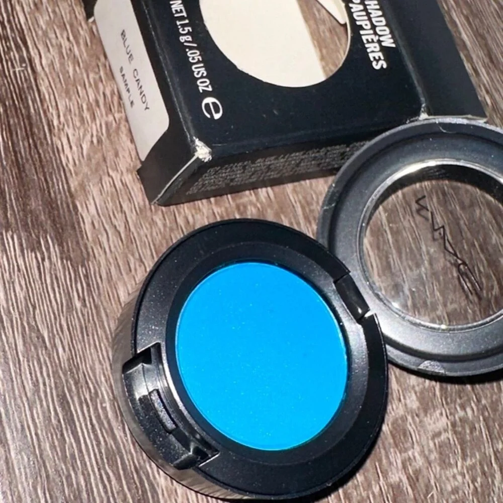 MAC Eye Shadow Blue Candy Matte Single Pan New in Box rare‎ hard to find